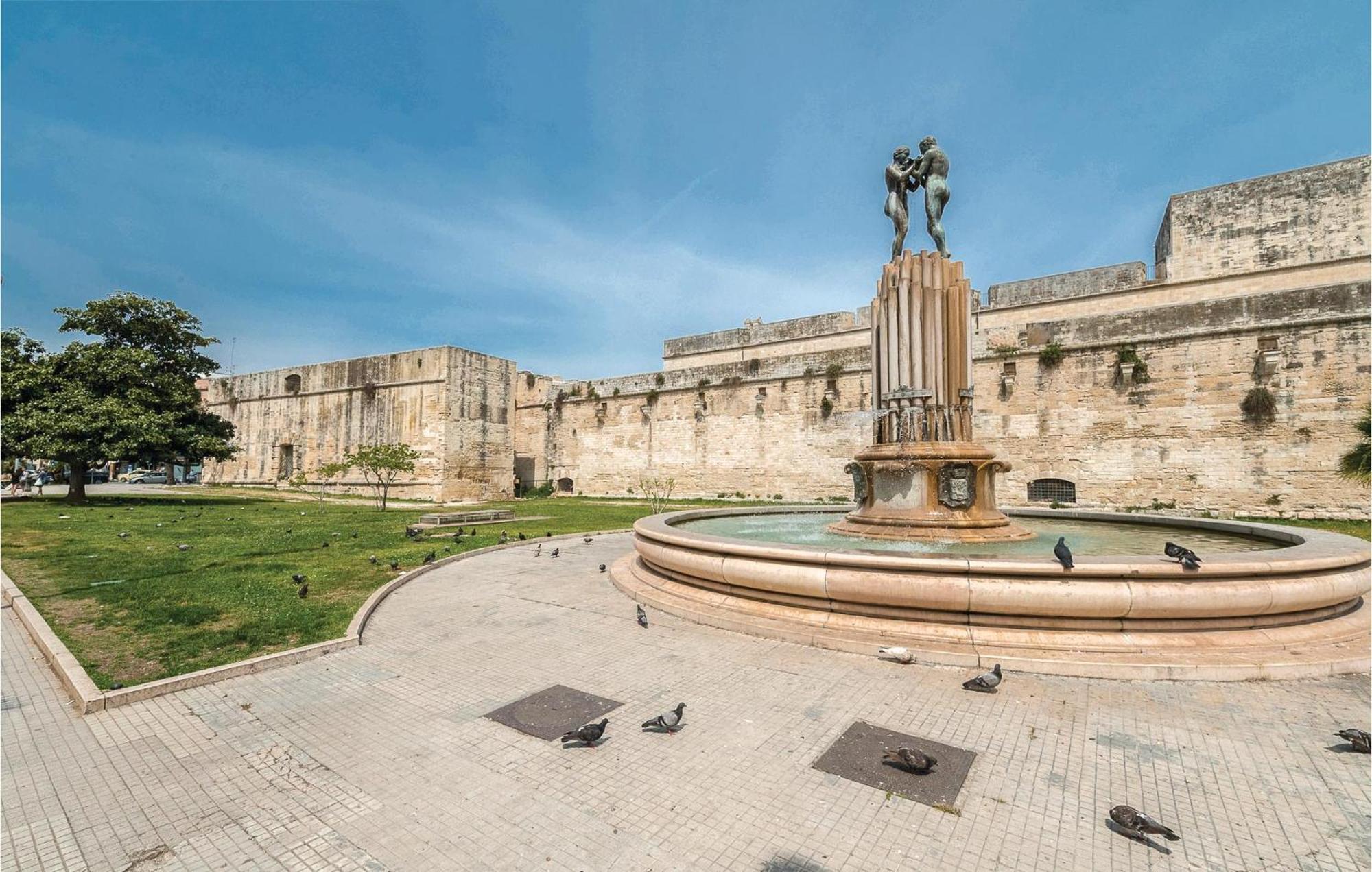 1 Bedroom Awesome Apartment In Lecce Le מראה חיצוני תמונה
